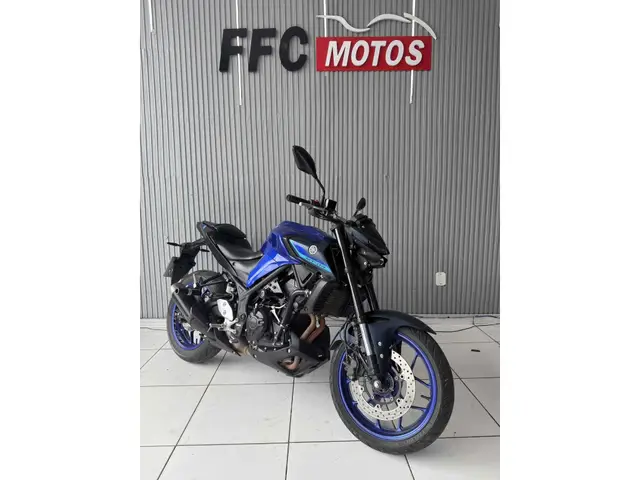 Moto Yamaha MT-03 2023 ABS