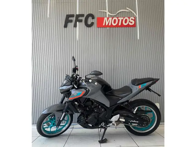 Moto Yamaha MT-03 2023 ABS