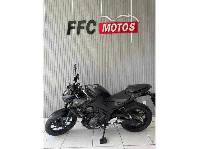 Moto Yamaha MT-03 2026 Connected