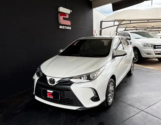 Carro Toyota Yaris 2023 XS 1.5 (Flex) (Aut)