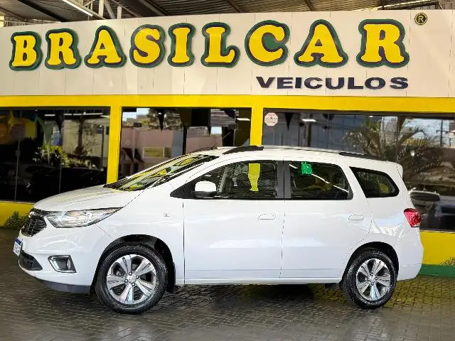 Carro Chevrolet Spin 2024 Premier 1.8 (Aut.)