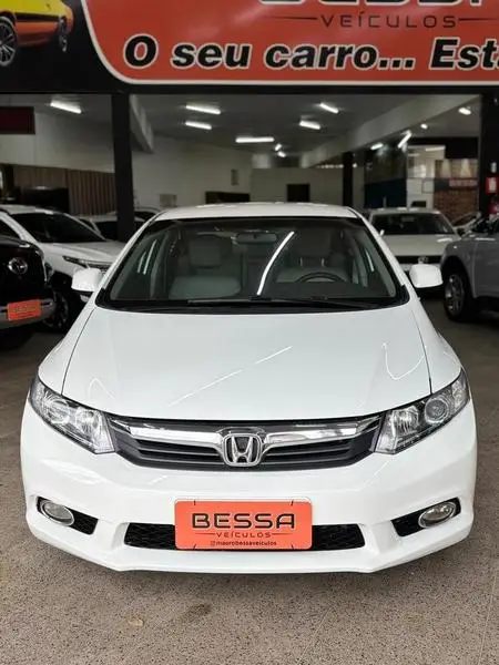 Carro Honda Civic 2013 New  LXS 1.8 16V i-VTEC (Aut) (Flex)