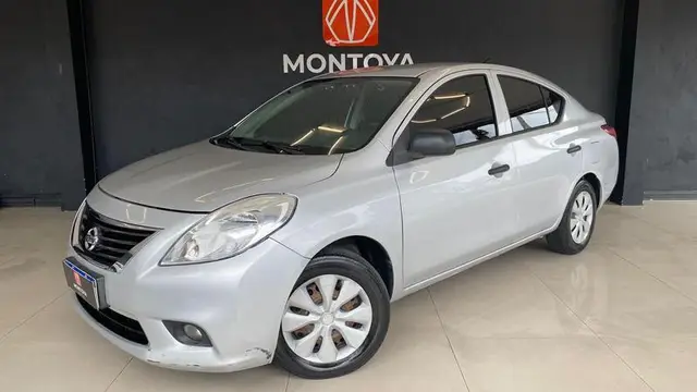 Carro Nissan Versa 2013 1.6 16V S (Flex)