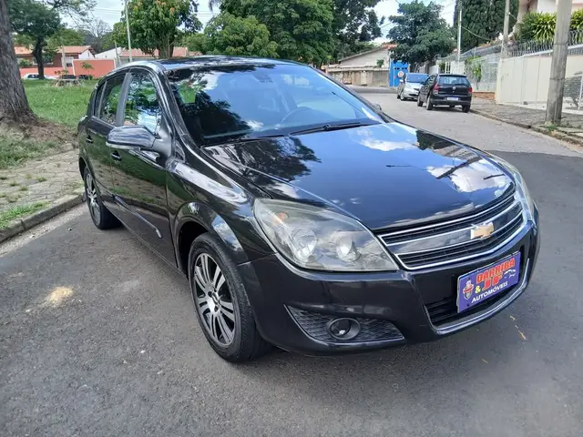Carro Chevrolet Vectra GT 2011 2.0 8V (Flex)