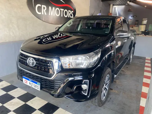 Carro Toyota Hilux Cabine Dupla 2020 Hilux 2.8 TDI CD SR 4x4 (Aut)