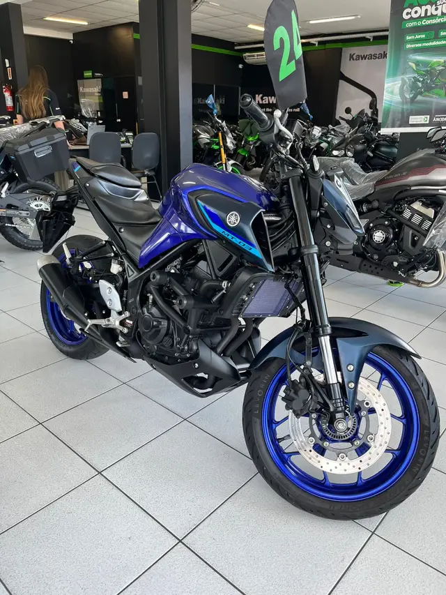 Moto Yamaha MT-03 2024 ABS