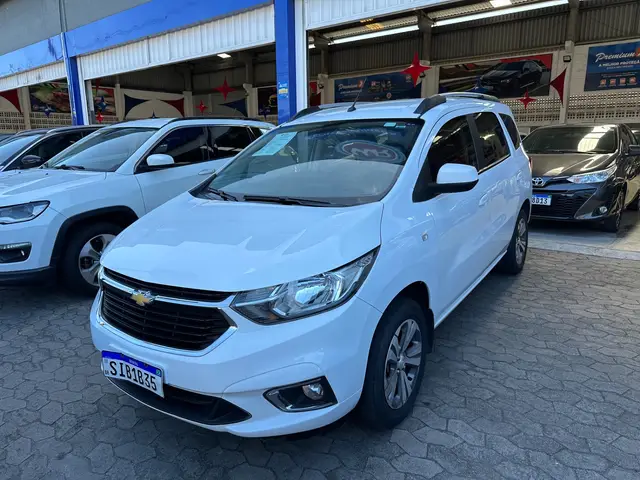 Carro Chevrolet Spin 2024 Premier 1.8 (Aut.)