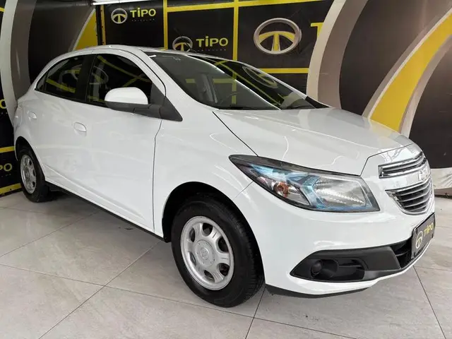 Carro Chevrolet Onix 2014 1.4 LT SPE/4