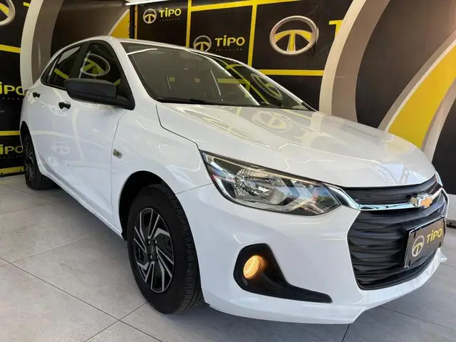 Carro Chevrolet Onix 2024 1.0