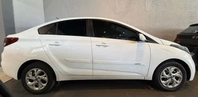 Carro Hyundai HB20S 2019 1.0 Comfort Plus (Flex)