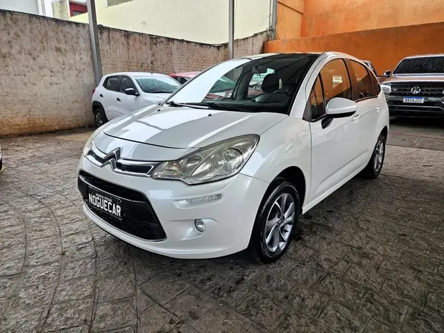 Carro Citroën C3 Picasso 2015 Tendance 1.5 8V (Flex)