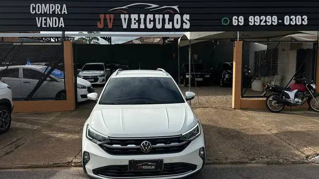 Carro Volkswagen Nivus 2023 Highline 200 TSI