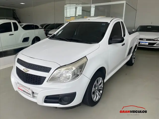 Carro Chevrolet Montana 2018 LS 1.4 (Flex)