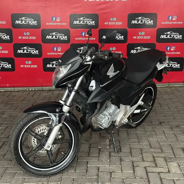 Moto Honda CB 300R 2010 Standard