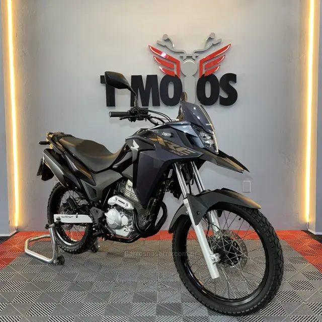 Moto Honda XRE 300 2023 Adventure