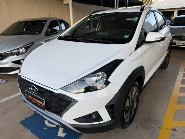 Carro Hyundai HB20X 2022 Evolution 1.6 (Aut) (Flex)