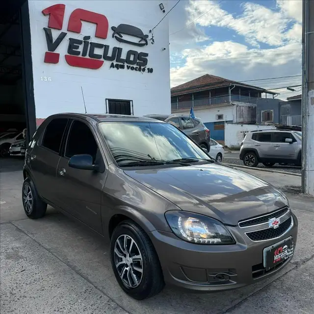 Carro Chevrolet Celta 2014 Advantage 1.0 (Flex)