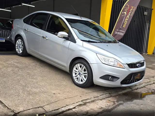 Carro Ford Focus Sedan 2013 GLX 2.0 16V (Flex) (Aut)