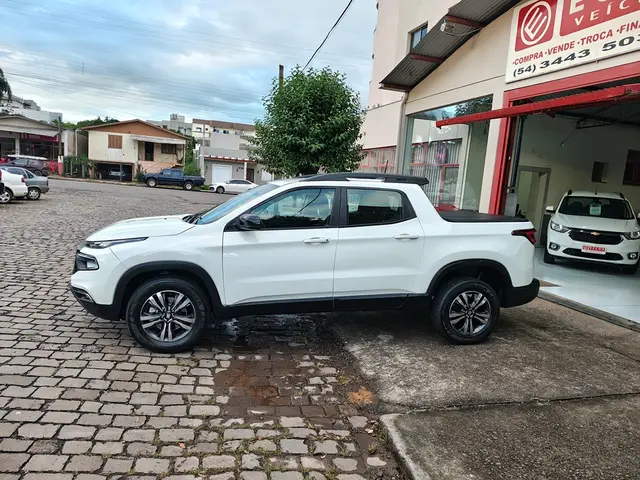 Carro Fiat Toro 2024 Freedom 1.3 Turbo 270