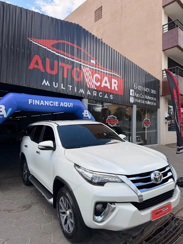 Carro Toyota SW4 2017 2.8 TDI SRX 5L 4x4 (Aut)