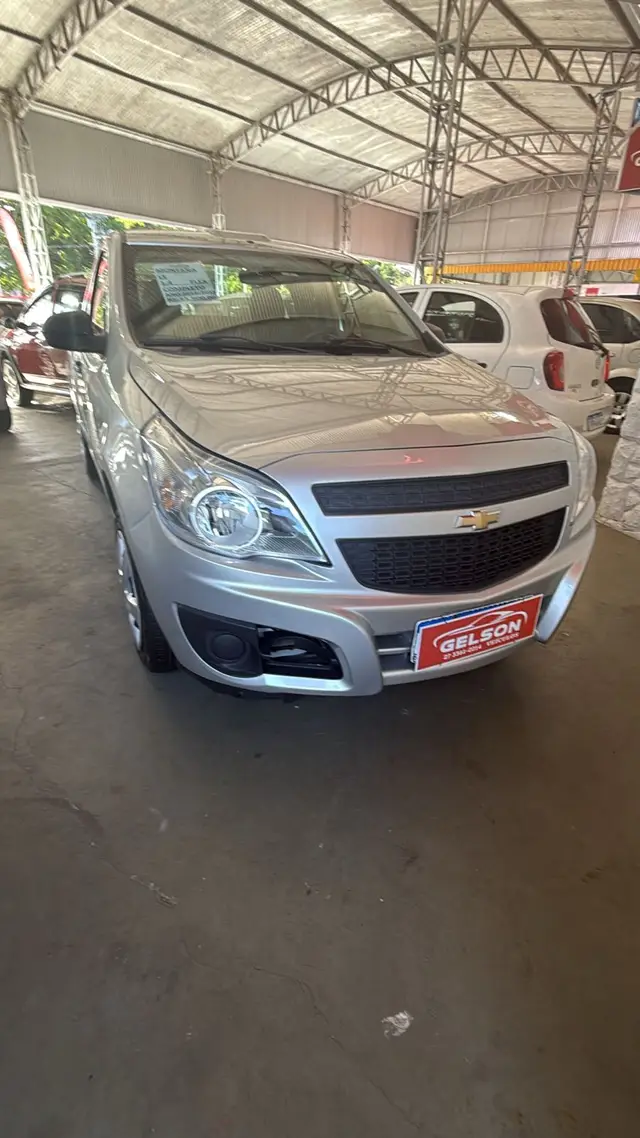 Carro Chevrolet Montana 2019 LS 1.4 (Flex)