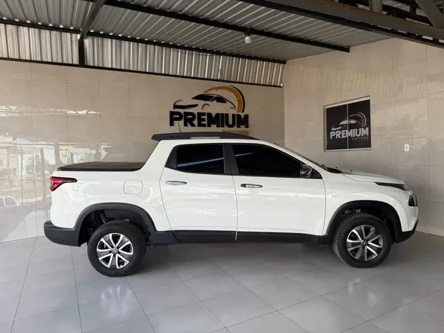 Carro Fiat Toro 2017 Freedom 1.8 AT6 4x2 (Flex)