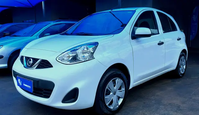 Carro Nissan March 2017 1.0 12V S (Flex)