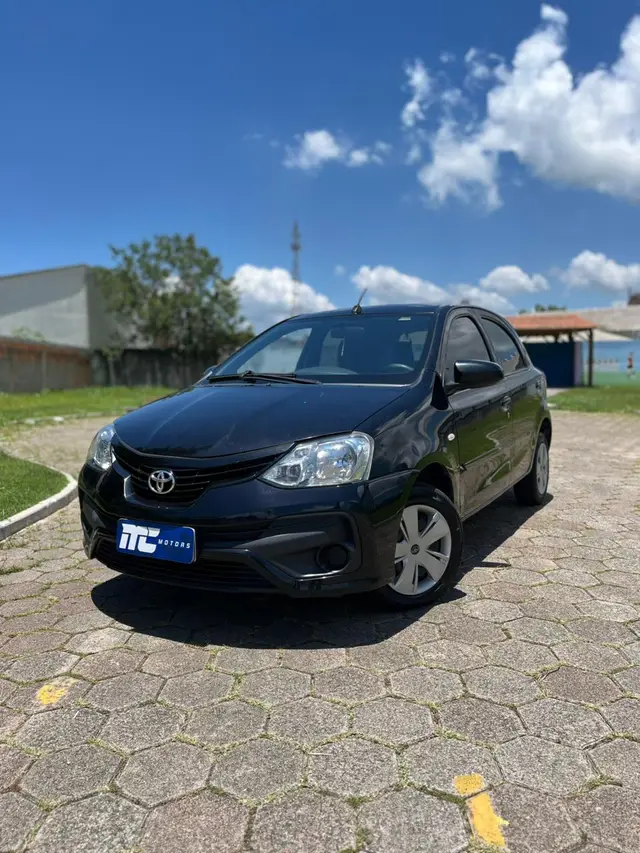 Carro Toyota Etios 2018 XS 1.5 (Aut) (Flex)