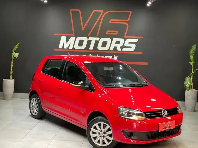 Carro Volkswagen Fox 2013 1.0 TEC (Flex) 4p