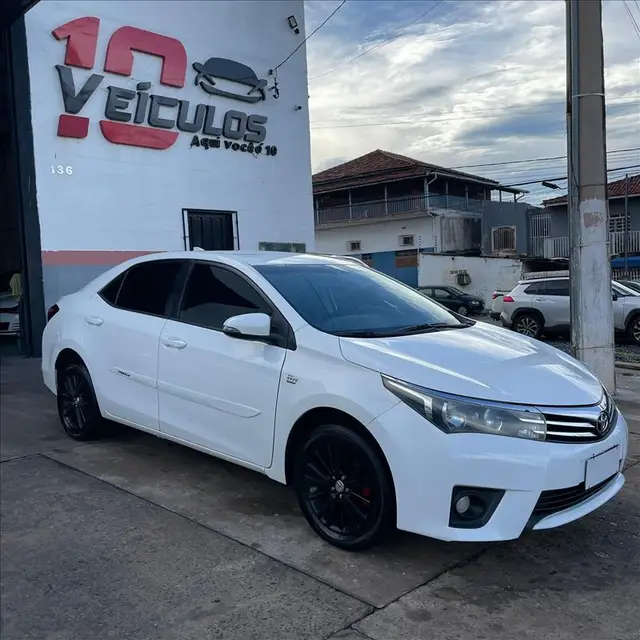 Carro Toyota Corolla 2016 Sedan 1.8 Dual VVT-i GLi (Flex)
