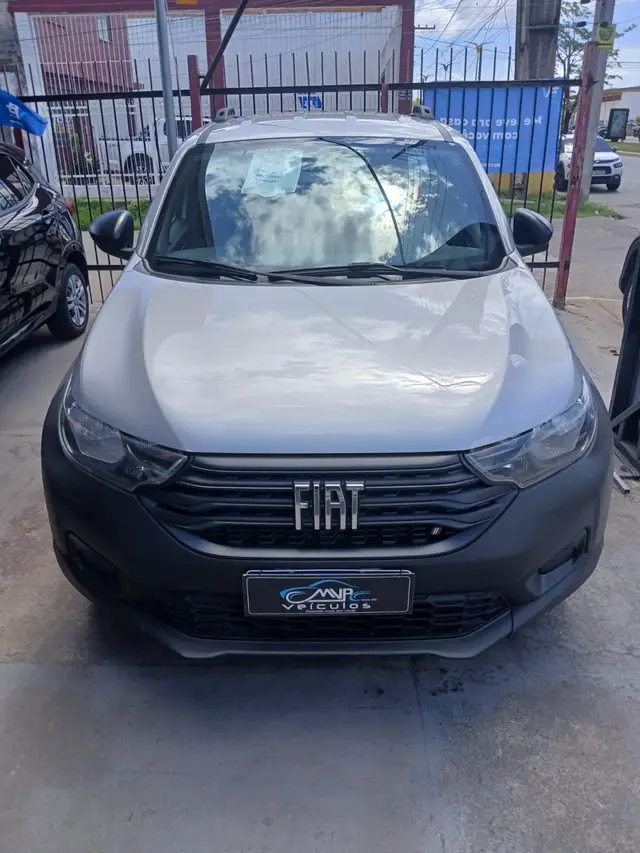 Carro Fiat Strada 2023 Endurance 1.4 Cabine Plus (Flex)