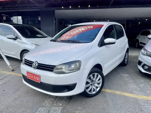 Carro Volkswagen Fox 2013 1.0 VHT (Flex) 2p