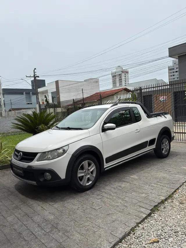 Carro Volkswagen Saveiro 2011 Cross 1.6 (Flex) (cab. estendida)