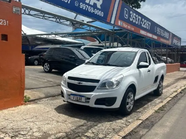 Carro Chevrolet Montana 2019 LS 1.4 (Flex)