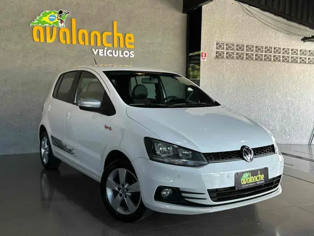 Carro Volkswagen Fox 2016 1.6 MSI Rock in Rio (Flex)