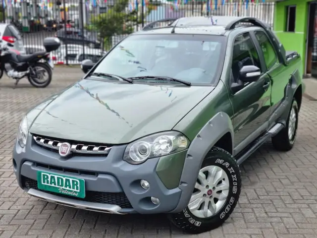 Carro Fiat Strada 2013 Adventure 1.8 16V (Flex) (Cabine Dupla)