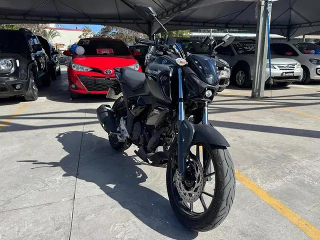 Moto Yamaha Fazer FZ15 2025 Connected