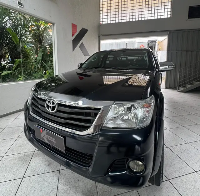 Carro Toyota Hilux Cabine Dupla 2012 Hilux 2.7 SR CD 4x2 (Flex) (Aut)