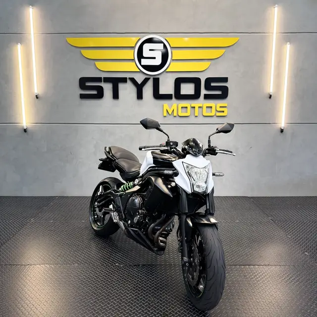 Moto Kawasaki ER-6N 2015 ER 6N
