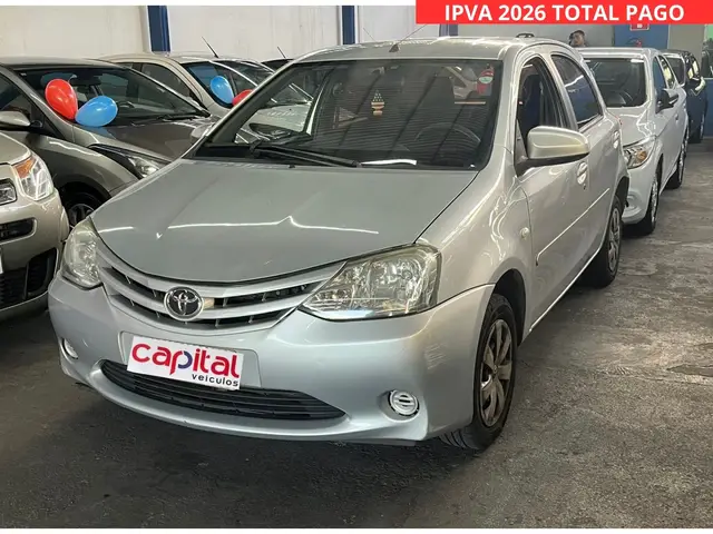 Carro Toyota Etios 2015 X 1.3 (Flex)