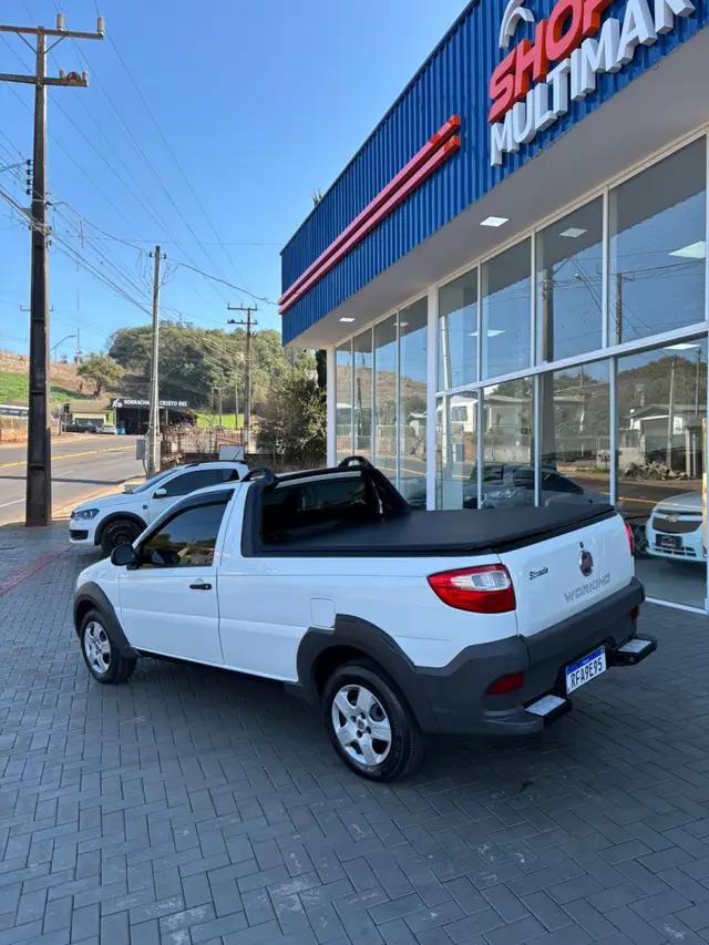 Carro Fiat Strada 2020 Working 1.4 (Flex)