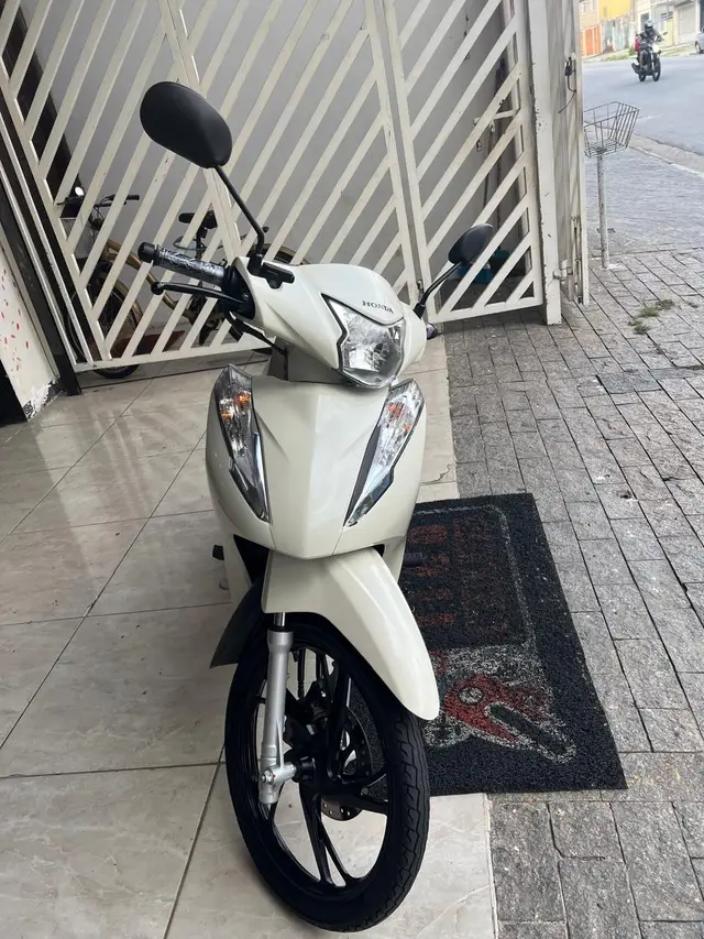 Moto Honda Biz 125i 2024 Flex