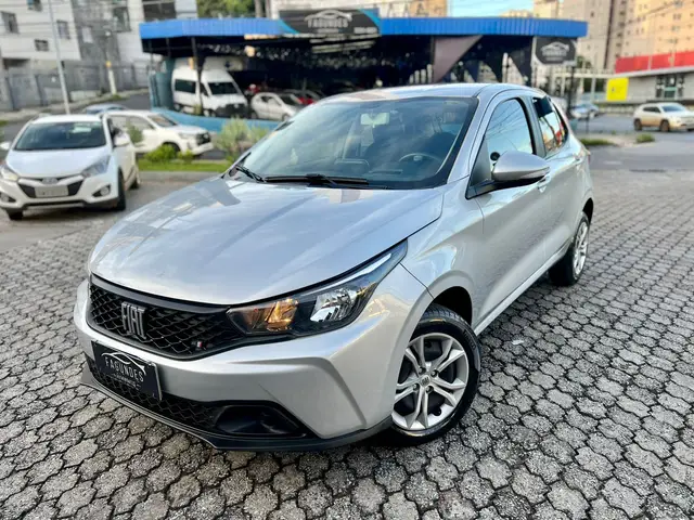 Carro Fiat Argo 2025 Drive 1.0