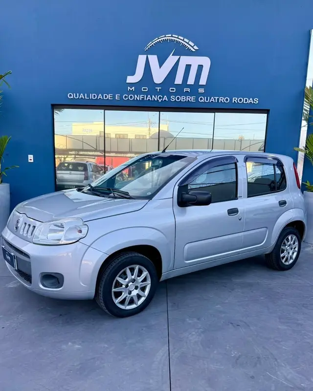 Carro Fiat Uno 2013 Vivace 1.0 8V (Flex) 4p