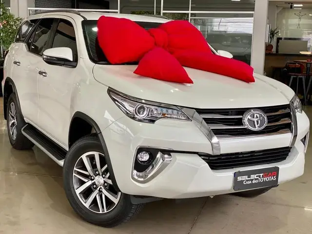 Carro Toyota SW4 2019 2.8 TDI SRX 5L 4x4 (Aut)