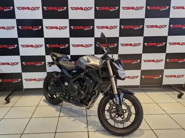 Moto Honda CB 500F 2023 (ABS)
