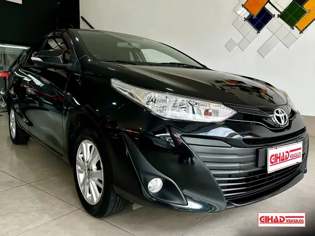 Carro Toyota Yaris Sedan 2019 1.5 XL (Flex)