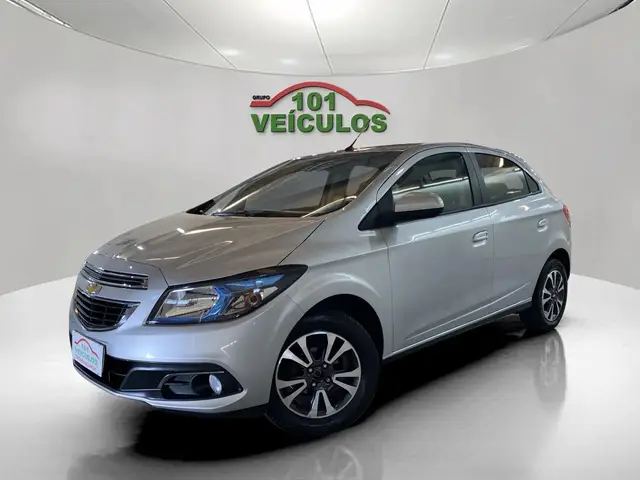 Carro Chevrolet Onix 2016 1.4 LTZ SPE/4 (Aut)