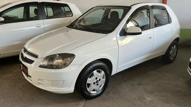 Carro Chevrolet Celta 2015 LT 1.0 (Flex)