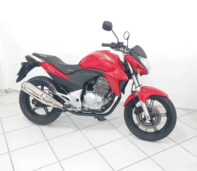Moto Honda CB 300R 2011 Standard